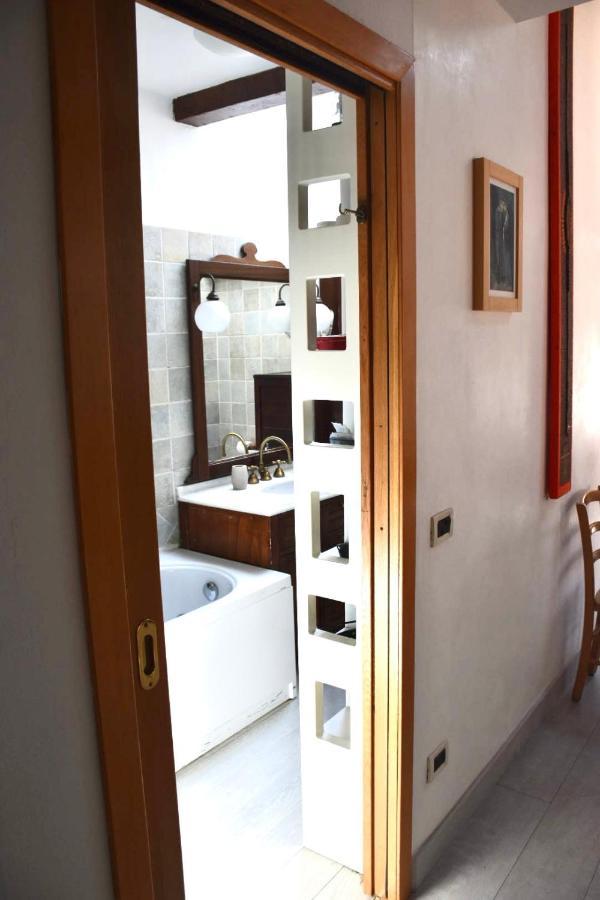 Apartament Mansarda Teatro Duse Centro Bolonia Zewnętrze zdjęcie